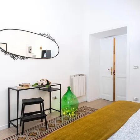Interno 6 San Pietro Rom