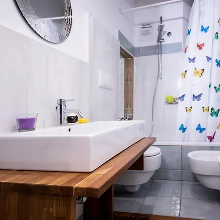 Interno 6 San Pietro 아파트 *