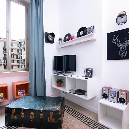 Interno 6 San Pietro *