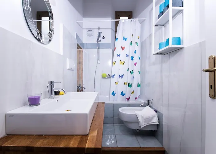 Interno 6 San Pietro * ローマ